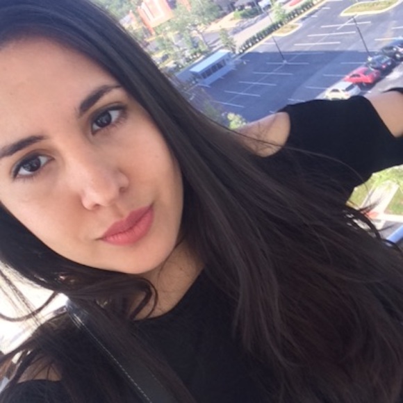 Meet your Posher, Tamara - Picture 1 of 1